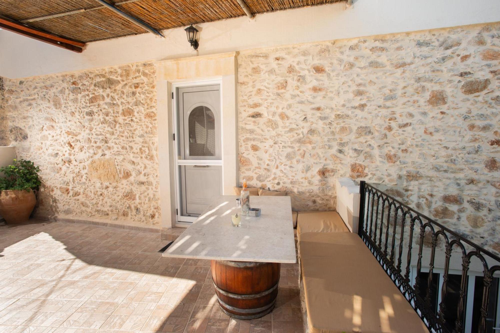 Eirini'S Traditional House Lístaros Exterior photo